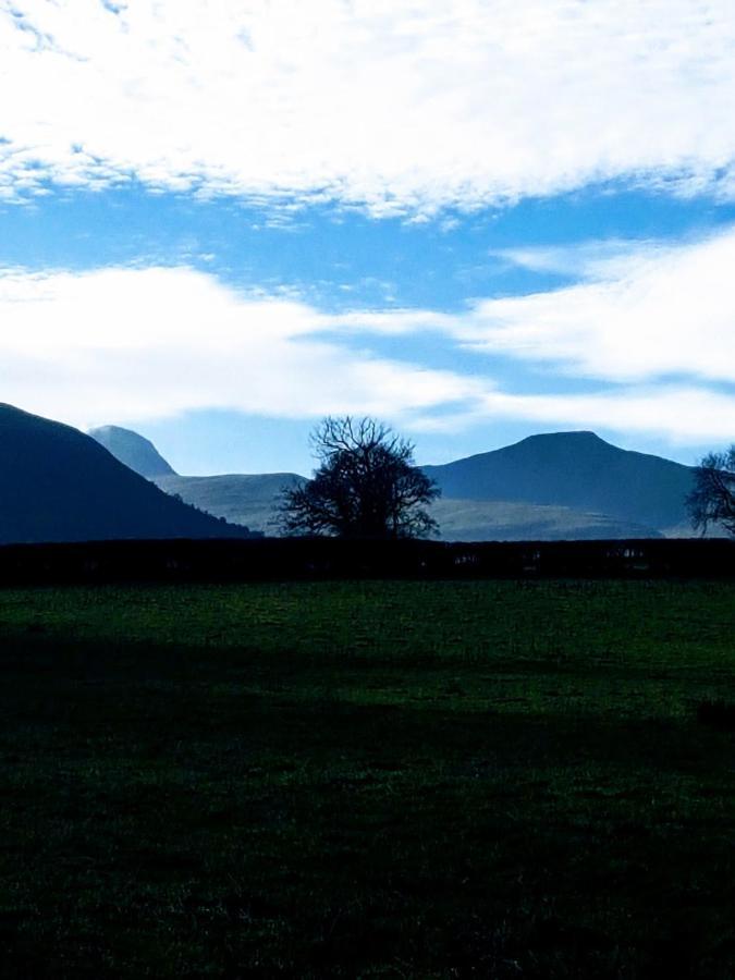 The Lodge Brecon B&B Екстериор снимка
